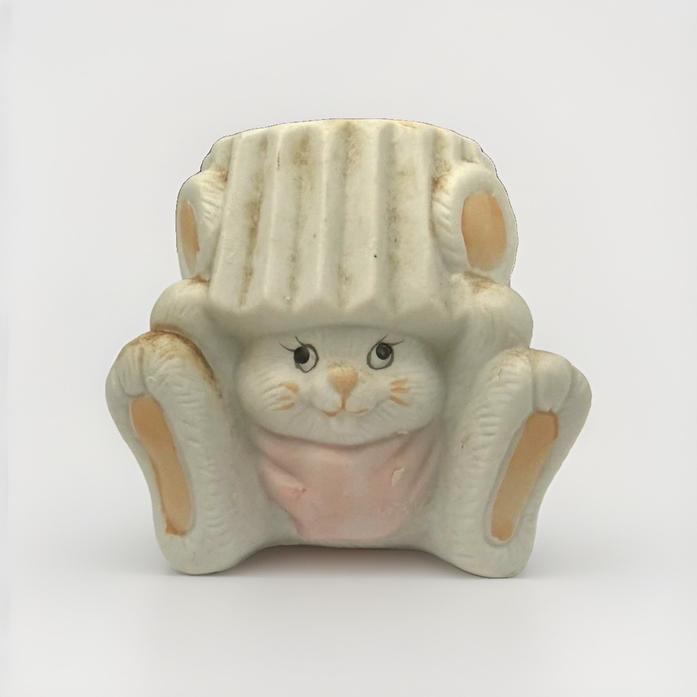 Giftco Ceramic Bunny Novelty Planter 1985 Small 5x4x4.5 White Pink Easter Spring